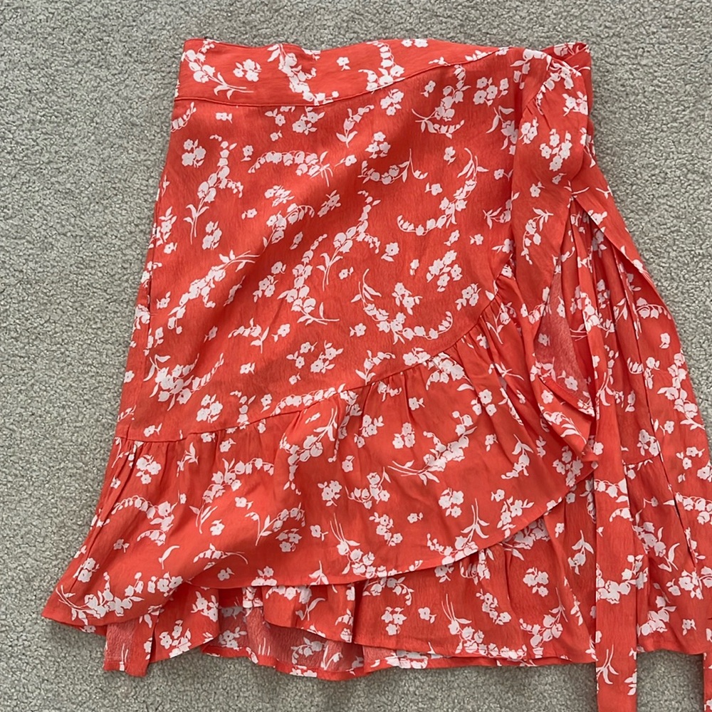 Gap Coral Floral Wrap Skirt